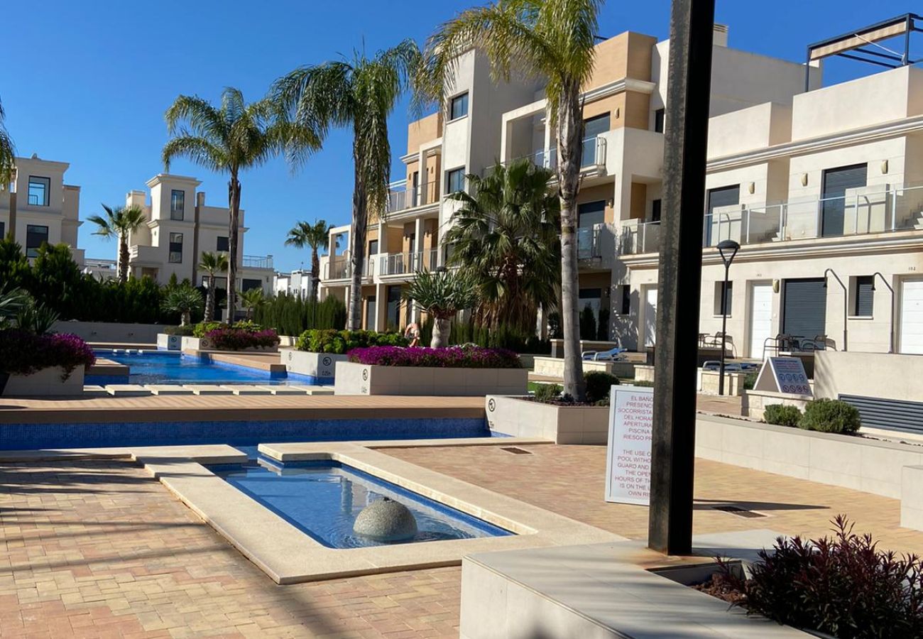 Apartamento en La Zenia - zb78