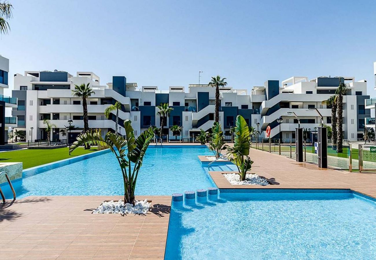 Apartamento en Guardamar - f14.133