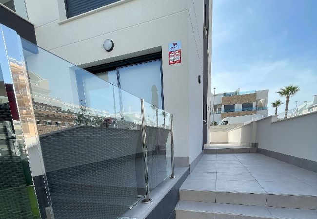 Apartamento en Villamartín - valentino106 Apartamento en Villamartín - valentino106