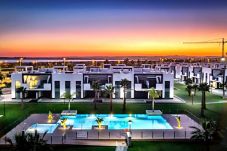 Apartamento en Guardamar - Groundfloor corner oasis beach El raso XI (private south garden of 150m²)
