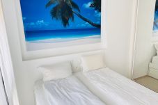 Apartamento en La Zenia - zenia beach With private pool 