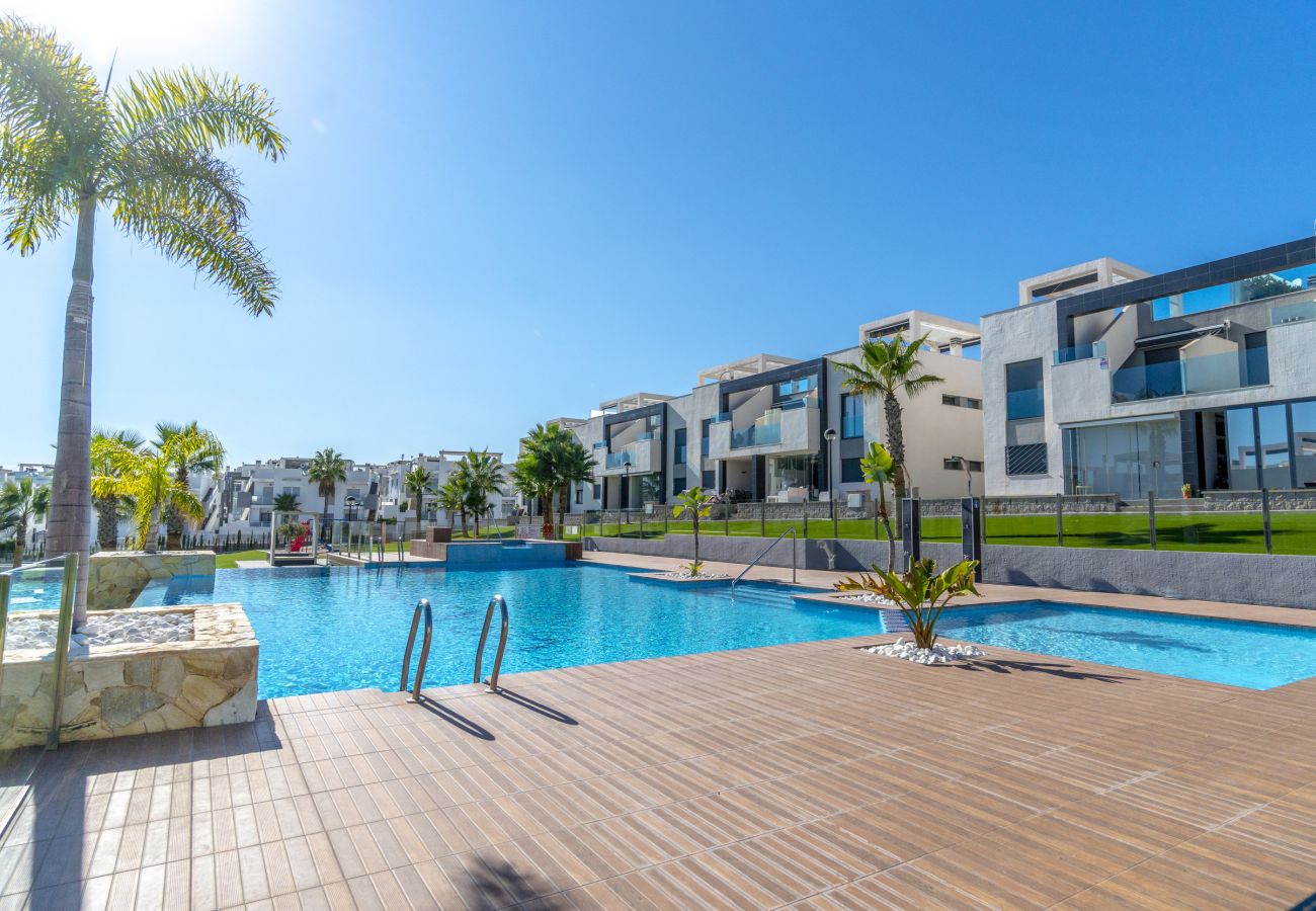 Apartamento en Torrevieja - f9002