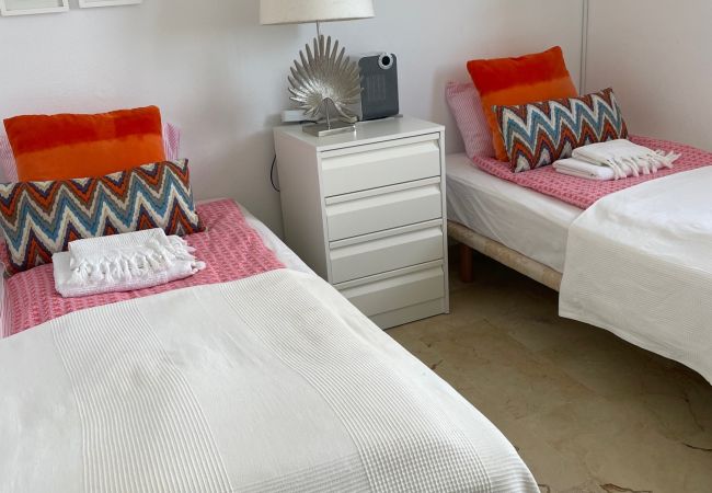 Terraced House in Villamartín - destino Terraced House in Villamartín - destino